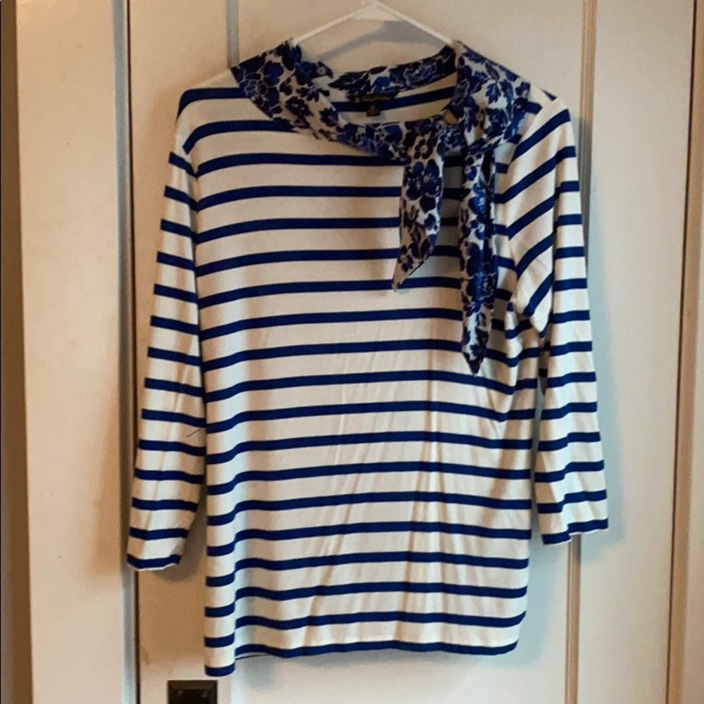 Cute Brooks Brothers blouse with tie